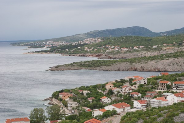 Chorwacja - magistrala adriatycka - miasteczko widziane z gry.