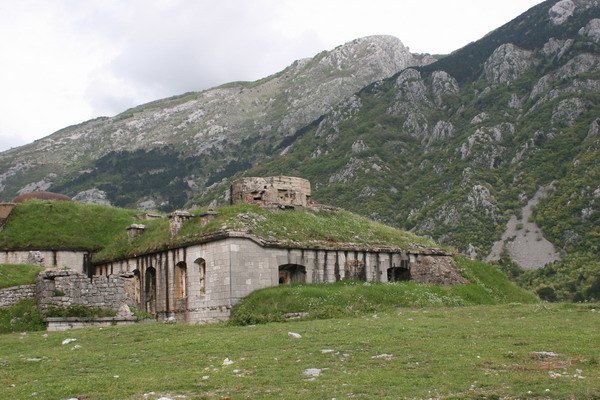 Czarnogra - Twierdza nad Kotorem.