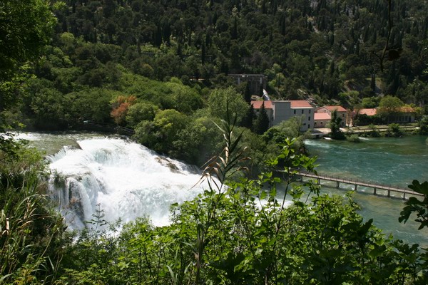 Chorwacja - Park Narodowy Rzeki Krk - wodospad Skradinski buk.